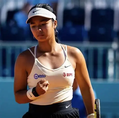 Alexandra Eala: Ang Bagong Bituin ng Tennis sa Pilipinas