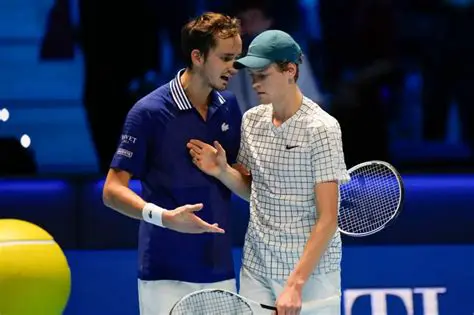 Daniil Medvédev: La Ascensión del Zar Impredecible del Tenis Mundial