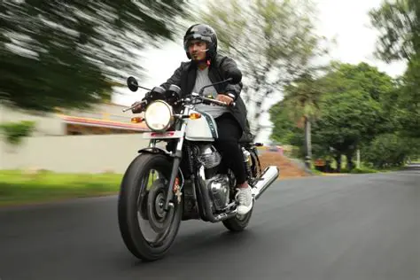 Preguntas Frecuentes sobre Autos y Motos en una Cochera