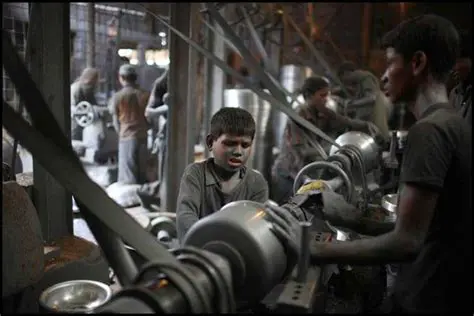 The Impact of Describing Laborers Working